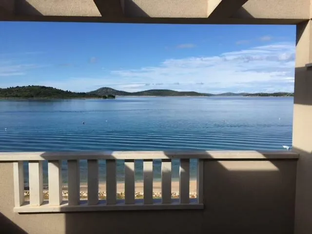 Irina Apartman Vodice